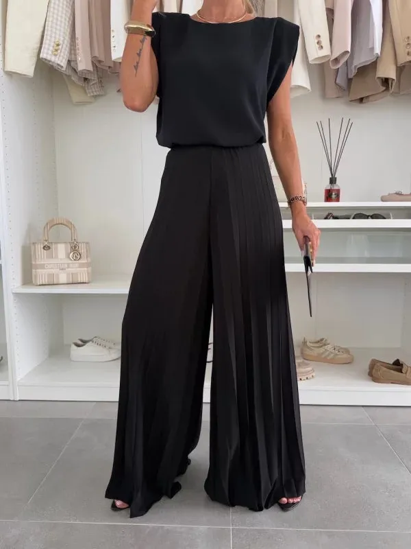 Polished Set with Pleated Trousers and Top