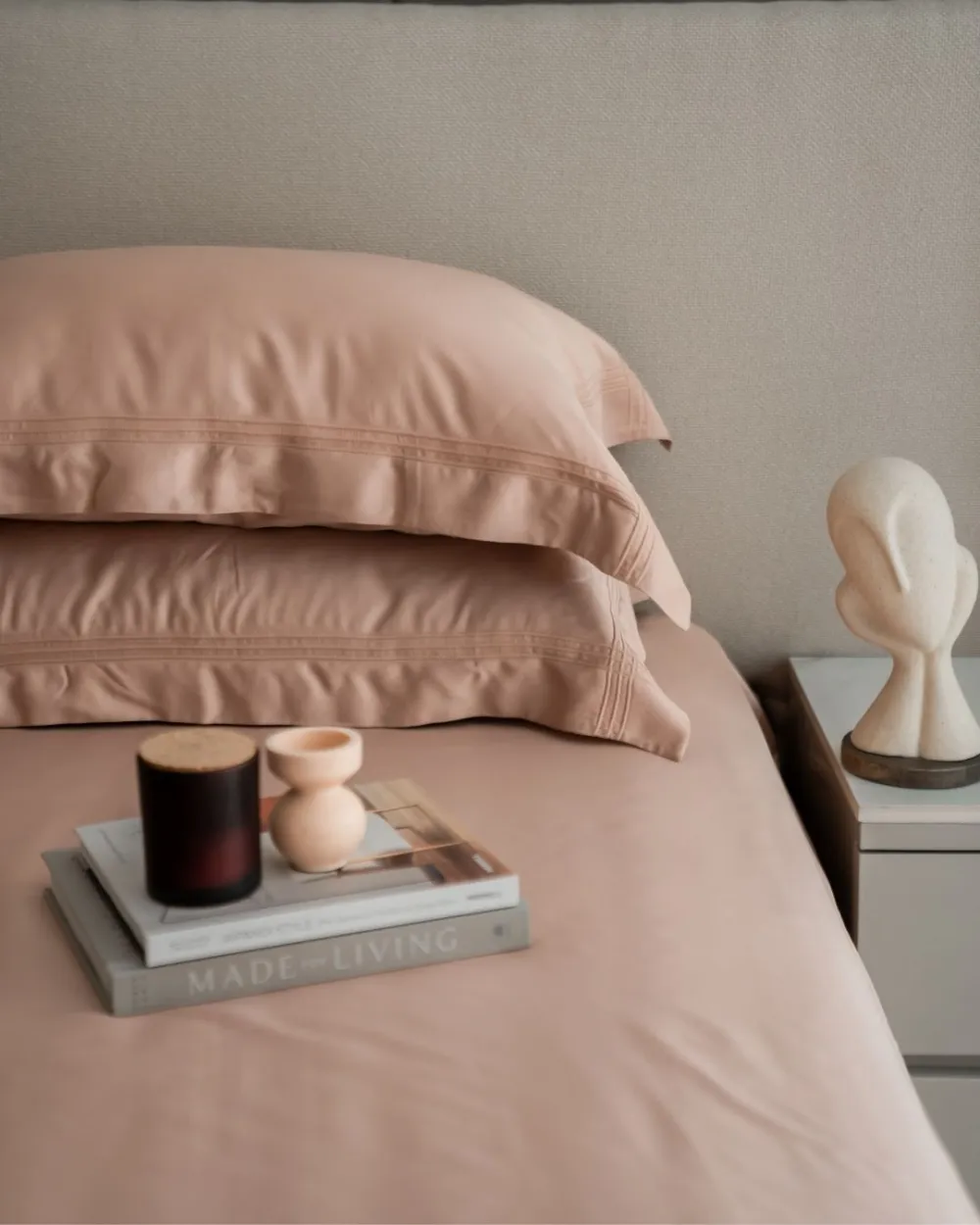 Pink Pleated Super King Size Tc Bamboo Bedsheet Set