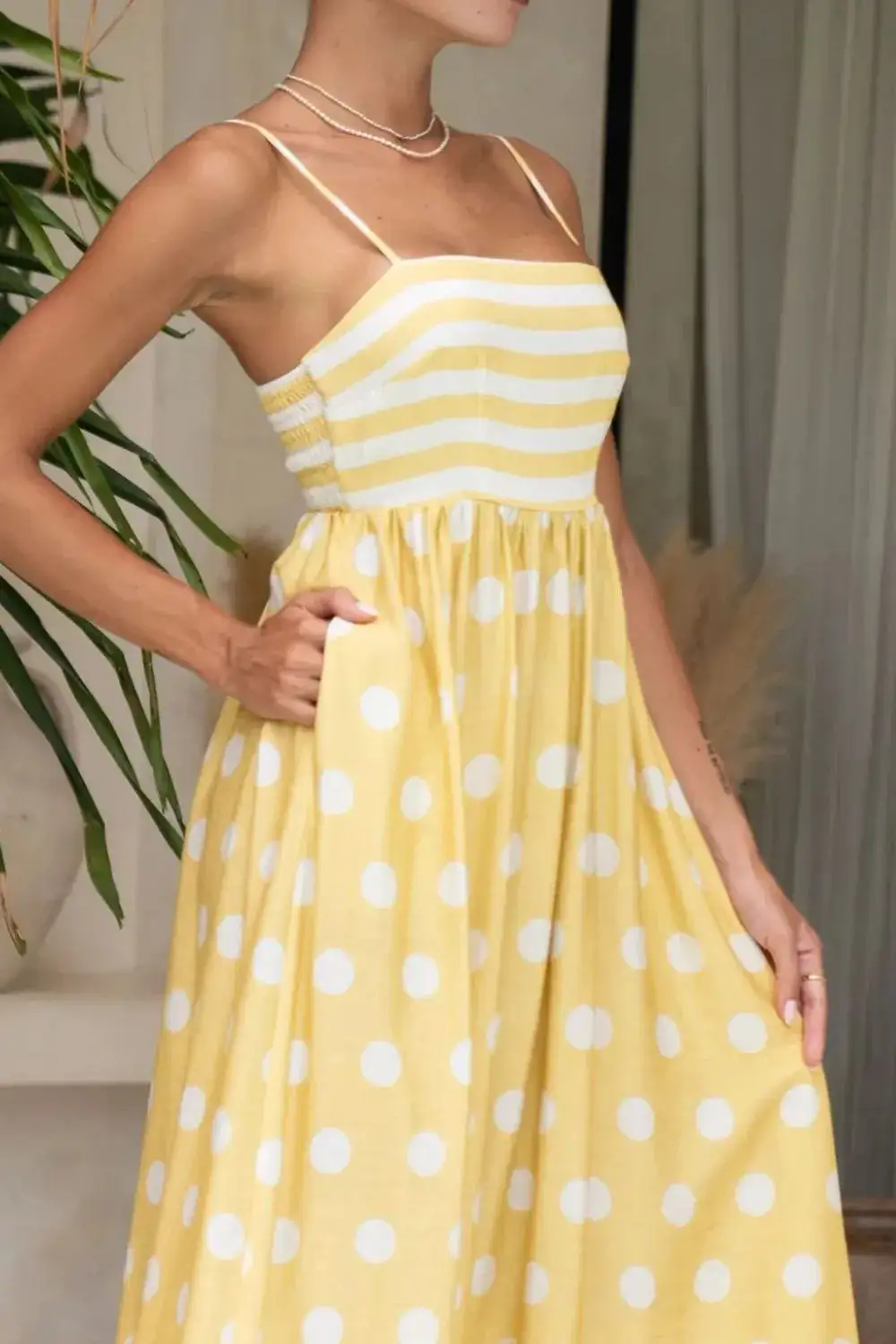Elegant Square Neck Casual Dress