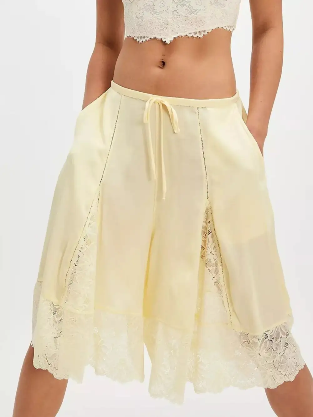 Everyday Lace Trim Shorts