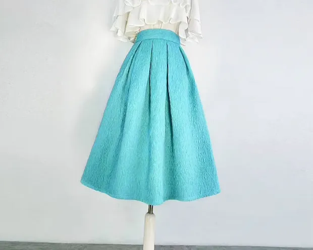 Clean Light Everyday Casual Skirt