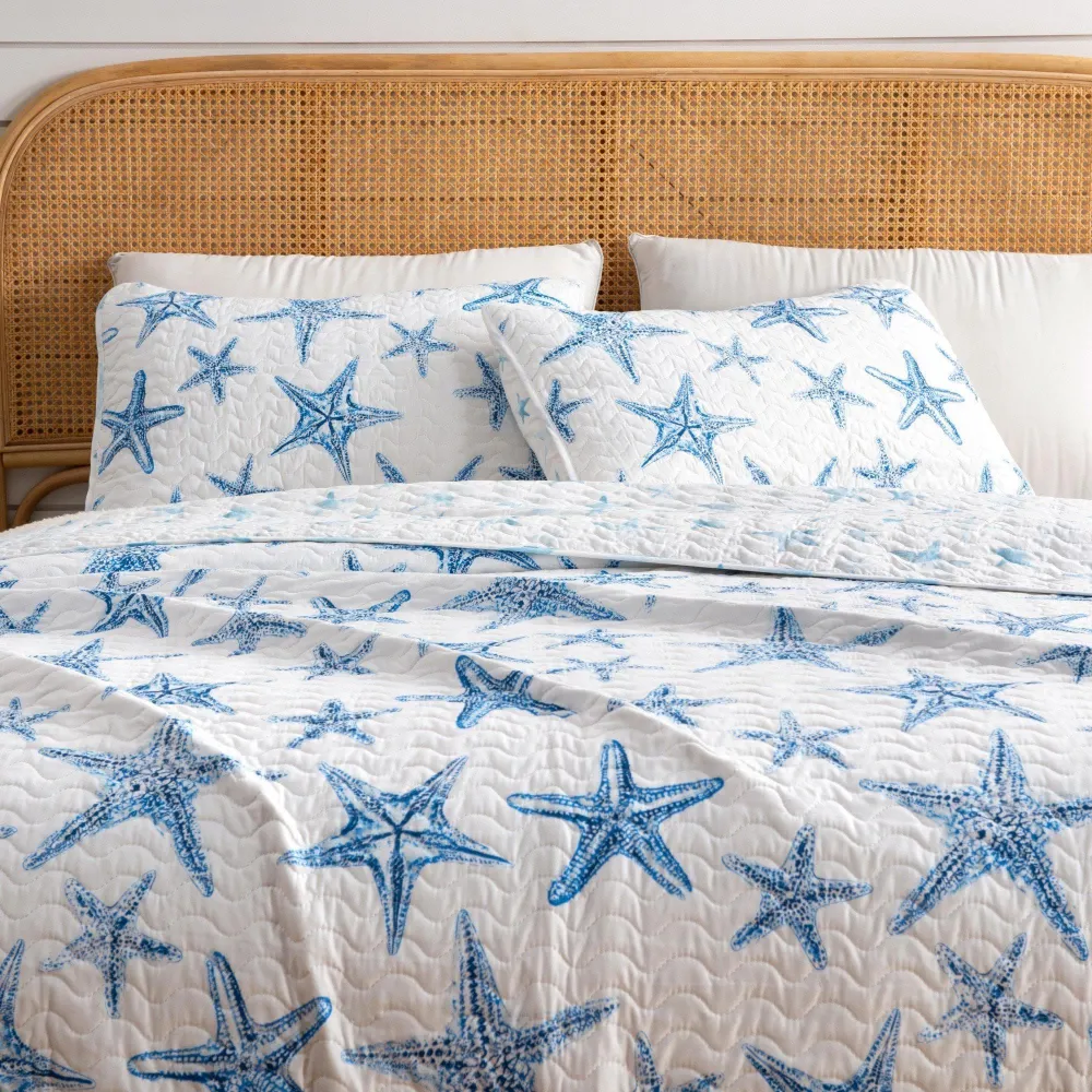 Simple Coastal Quilt Bedding Set