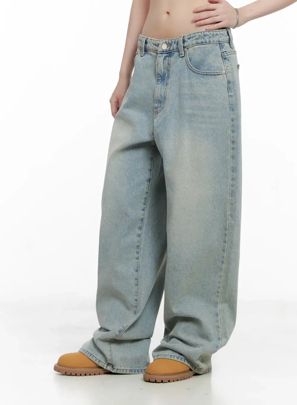 Pocketed Wash Baggy Jeans