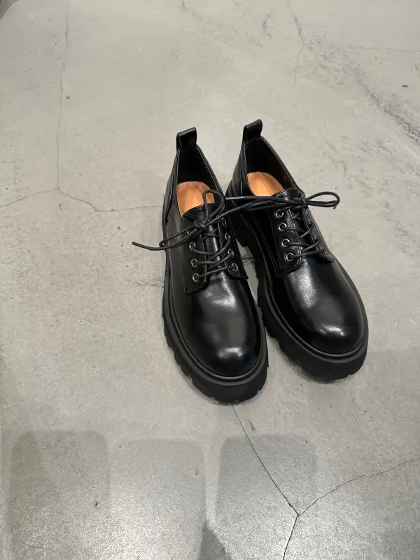 Graceful Faux Leather Everyday Flats