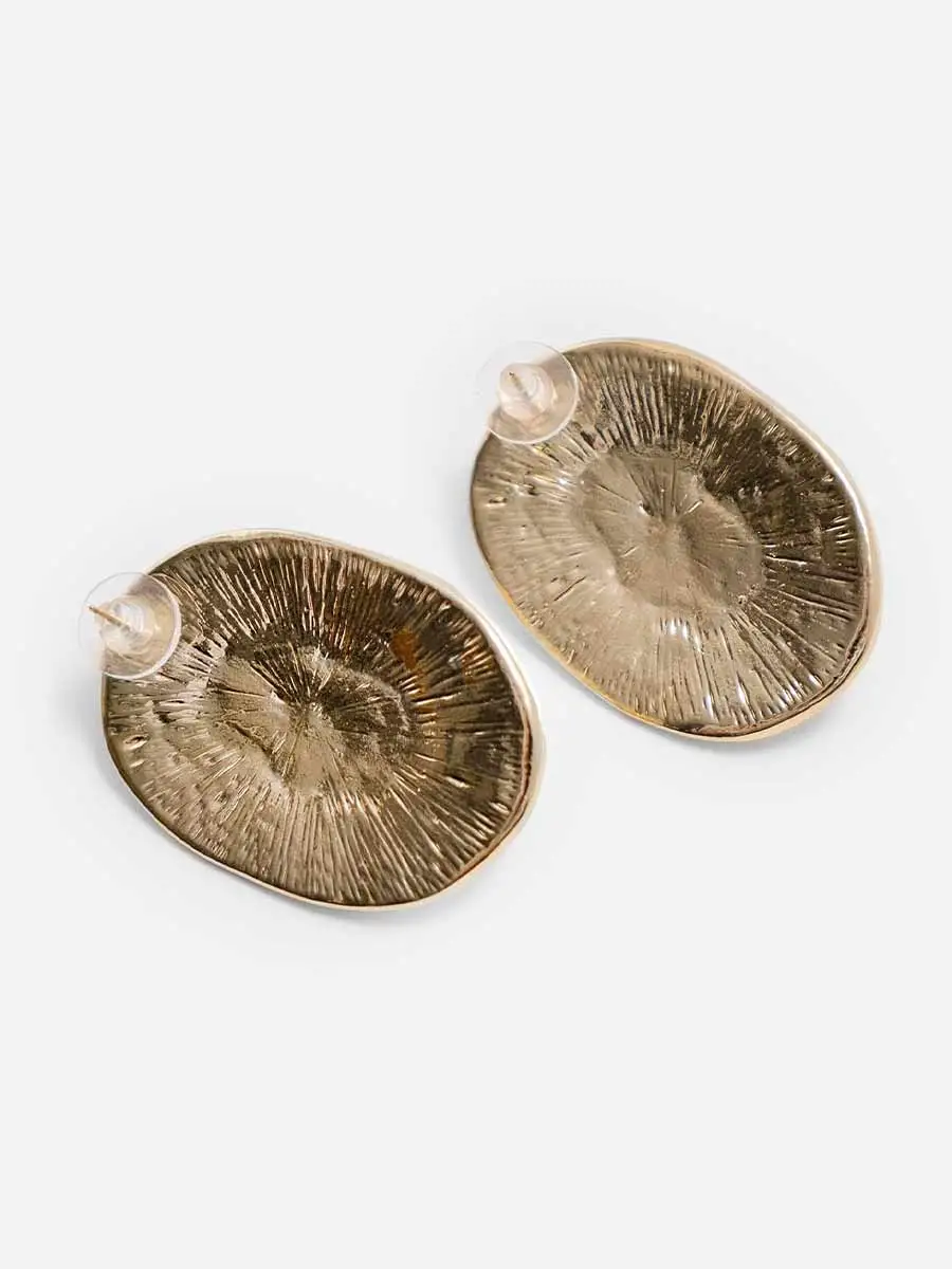 Annalise Textured Pearl Stud Earrings