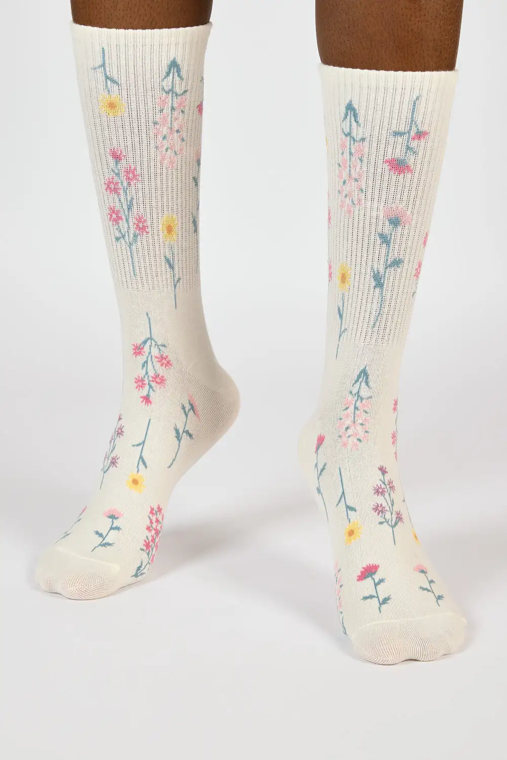 Classic Scattered Wild Flower Socks