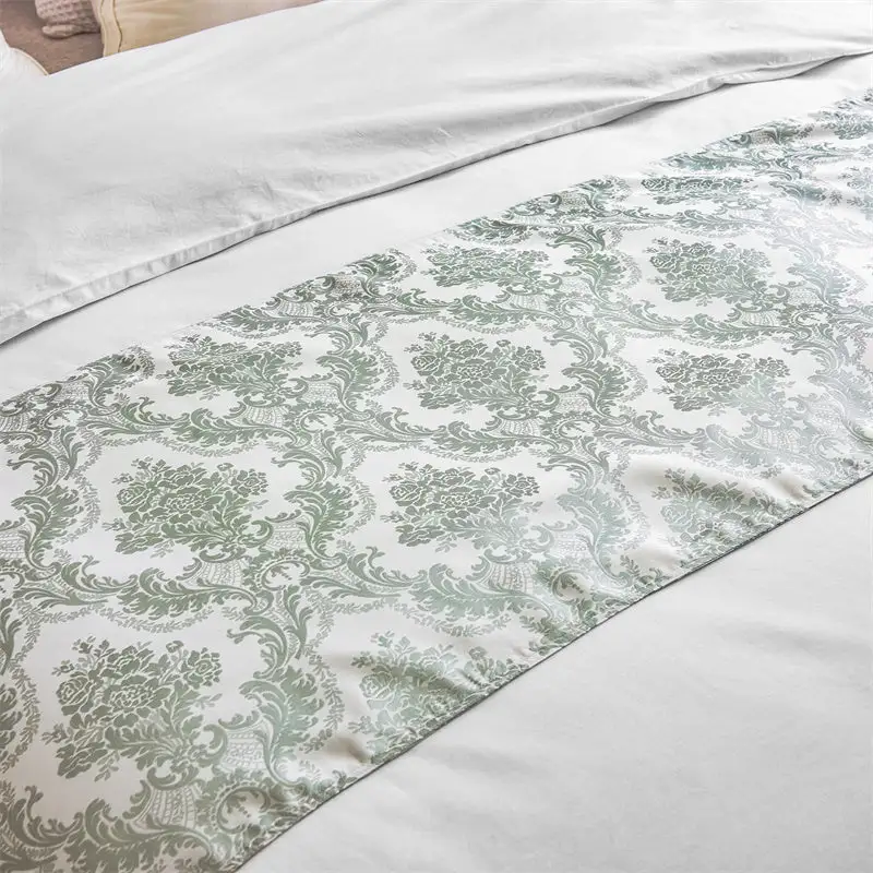 Poly Cotton Jacquard Bed Runner