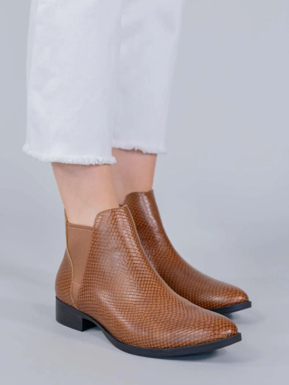 Easy Wear Flexible Ankle Boots
