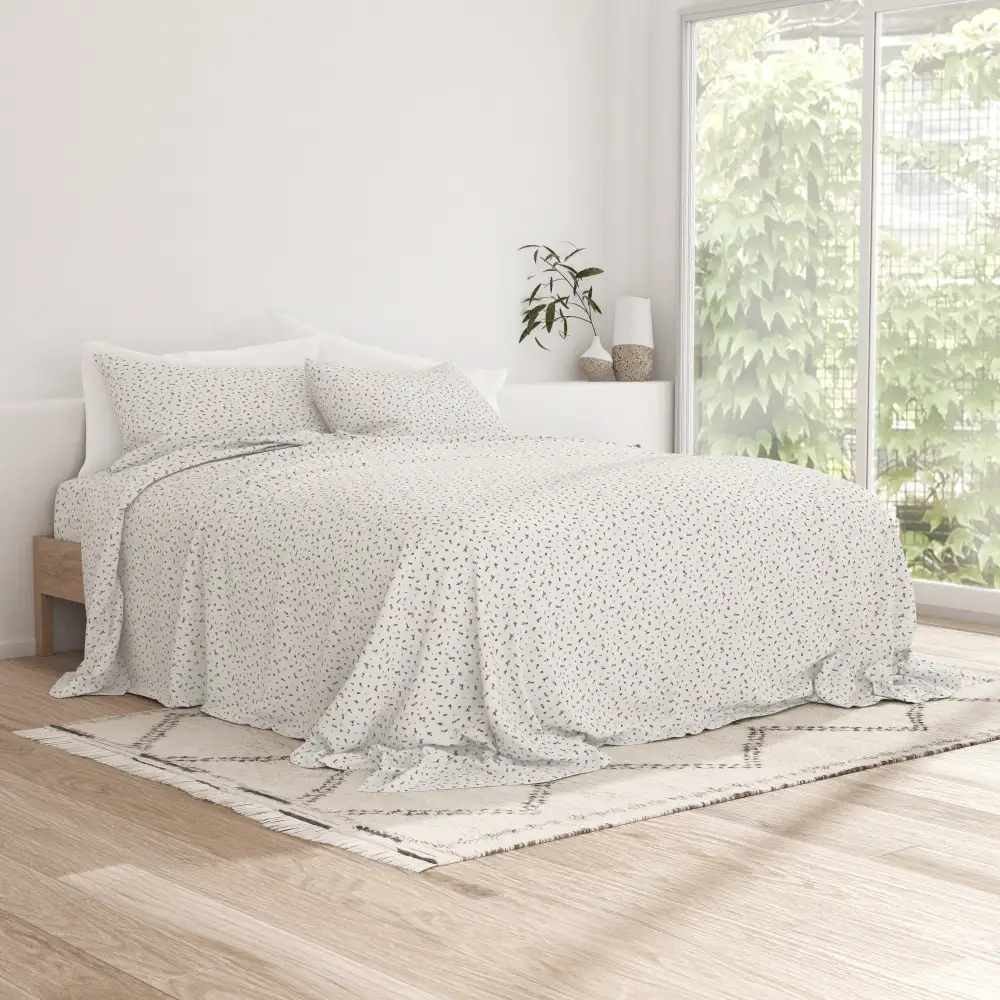 Spotted Leaves Pattern Sheet Set