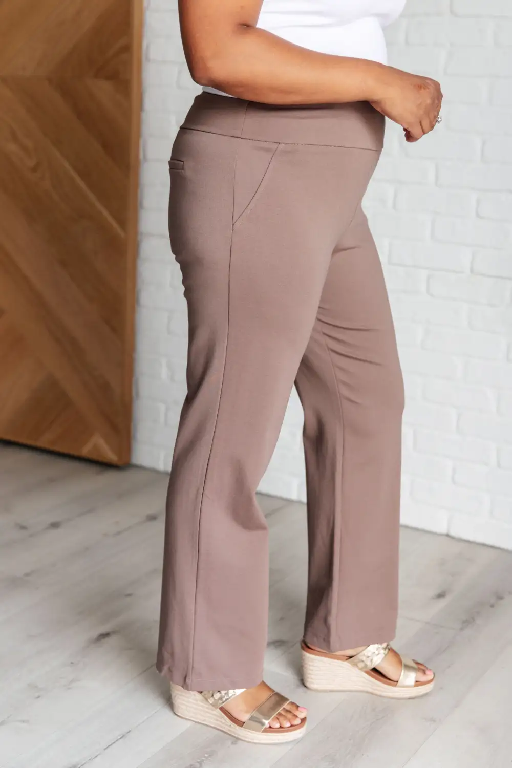 Textured Magic Straight Pants In