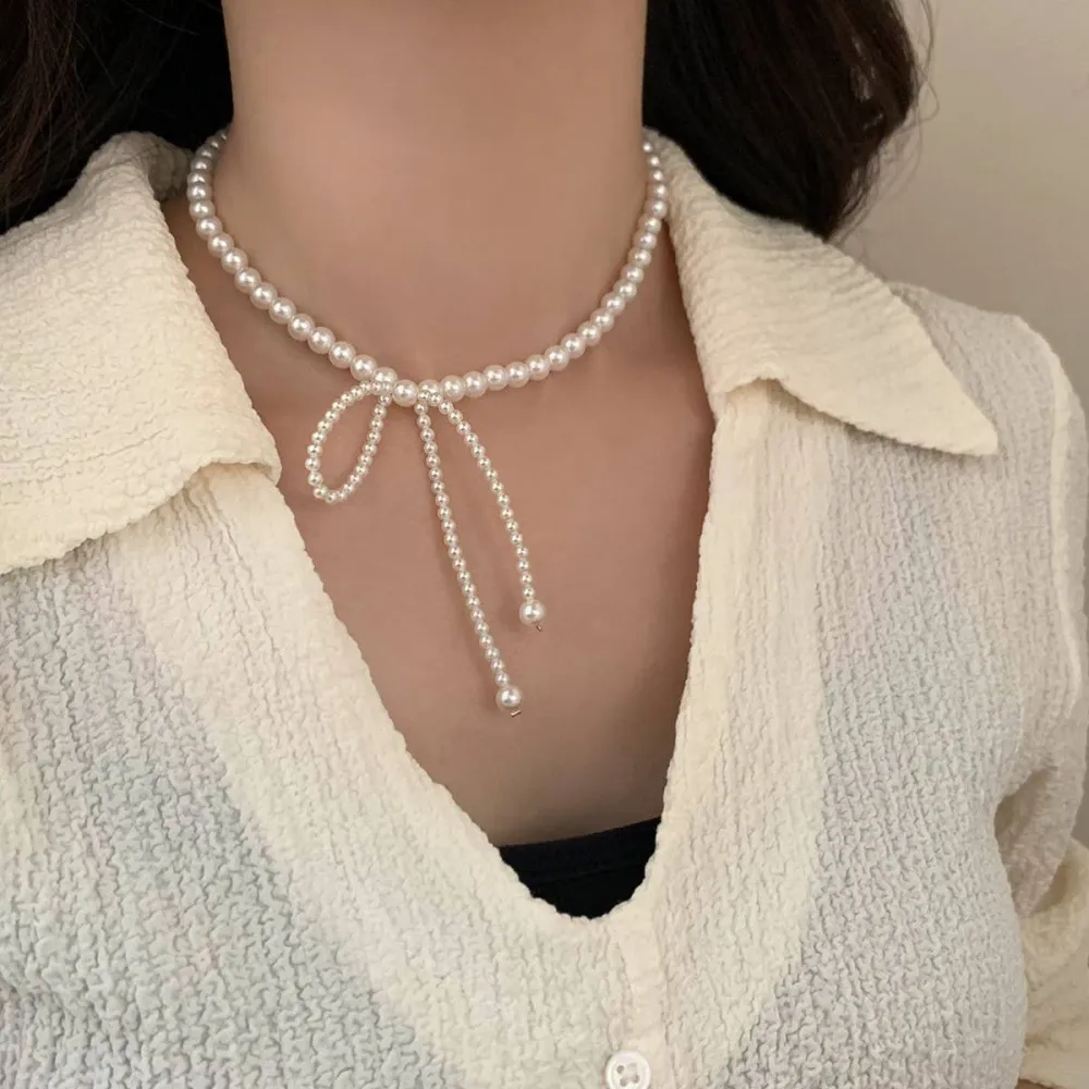 Pearl Bow Necklace
