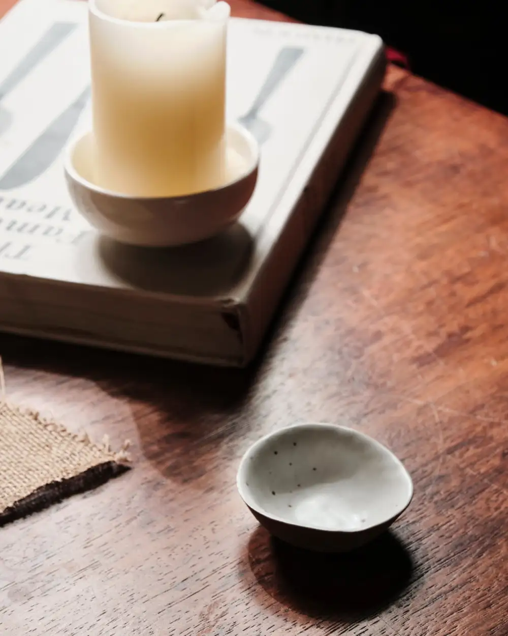 Oval Tableware Selection