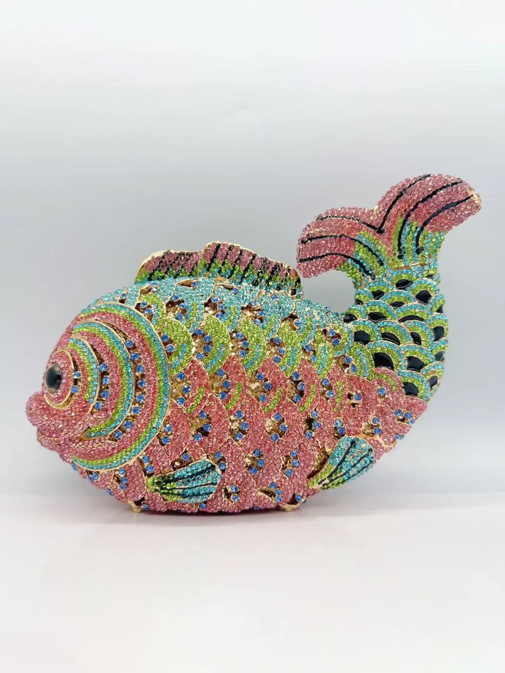 Junia Diamond-Inlaid Carp Clutch