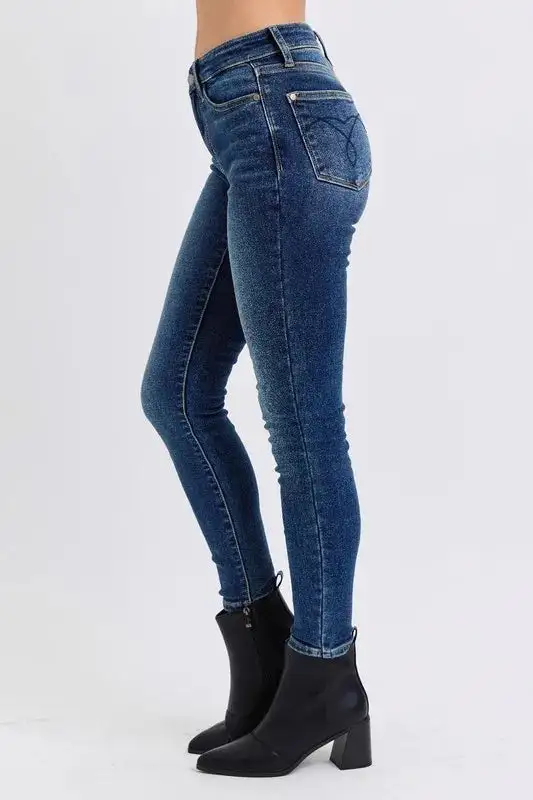 Full Size Run Mid-Rise Waist Skinny Jeans With Thermal Lining