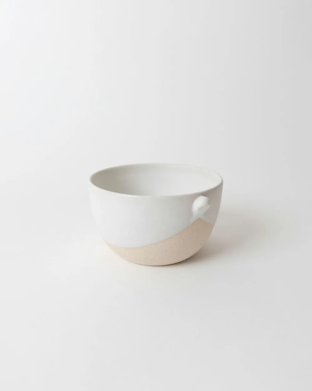 Minimal Round Noodle Serving Bowl