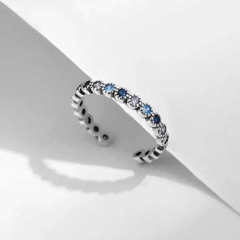 Retro Circle Band Ring