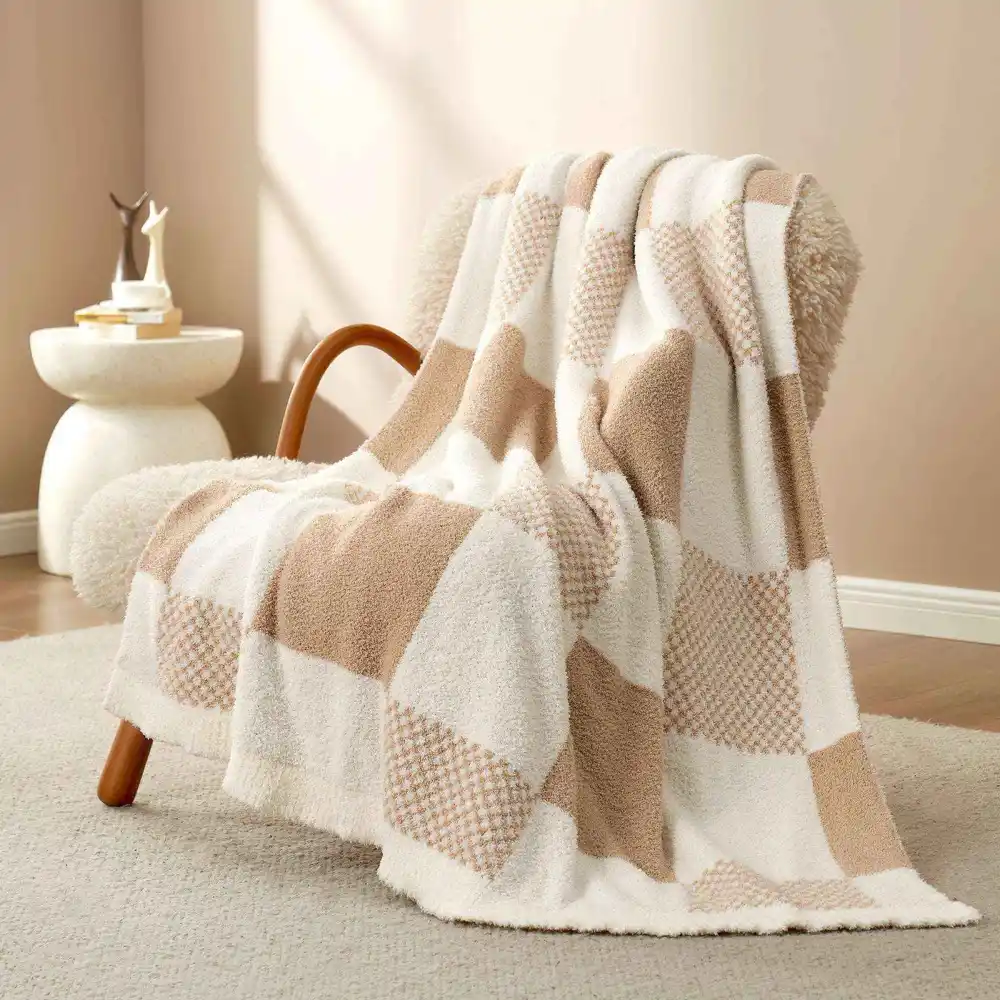 Cozy Large-Check Blanket