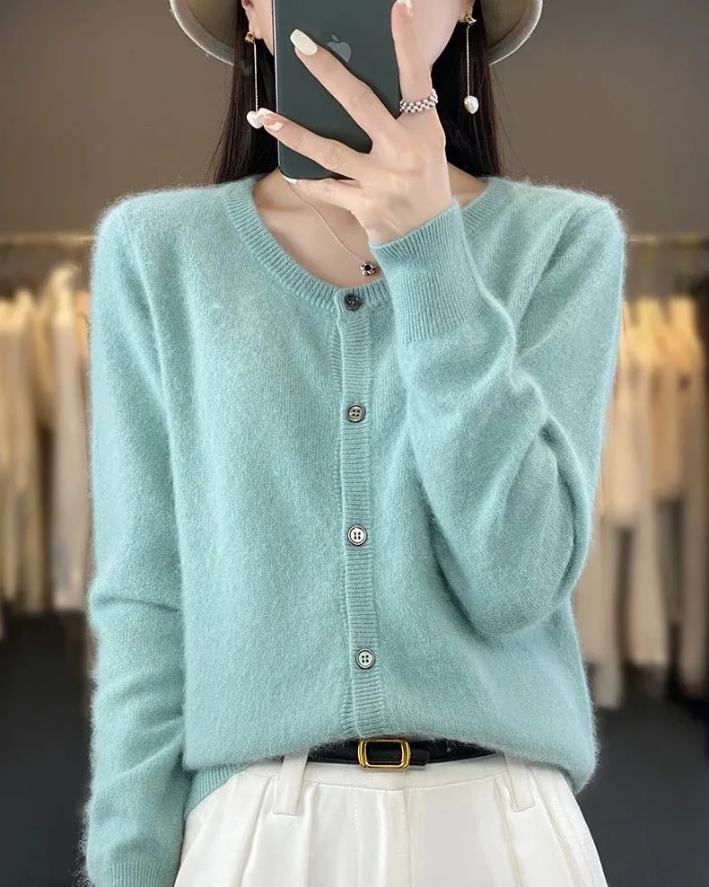 Classic Mink-Cashmere Cashmere Button-Front Crew-Neck Cardigan