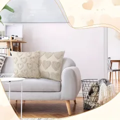 2 Pcs Heart-Patterned Throw Pillow