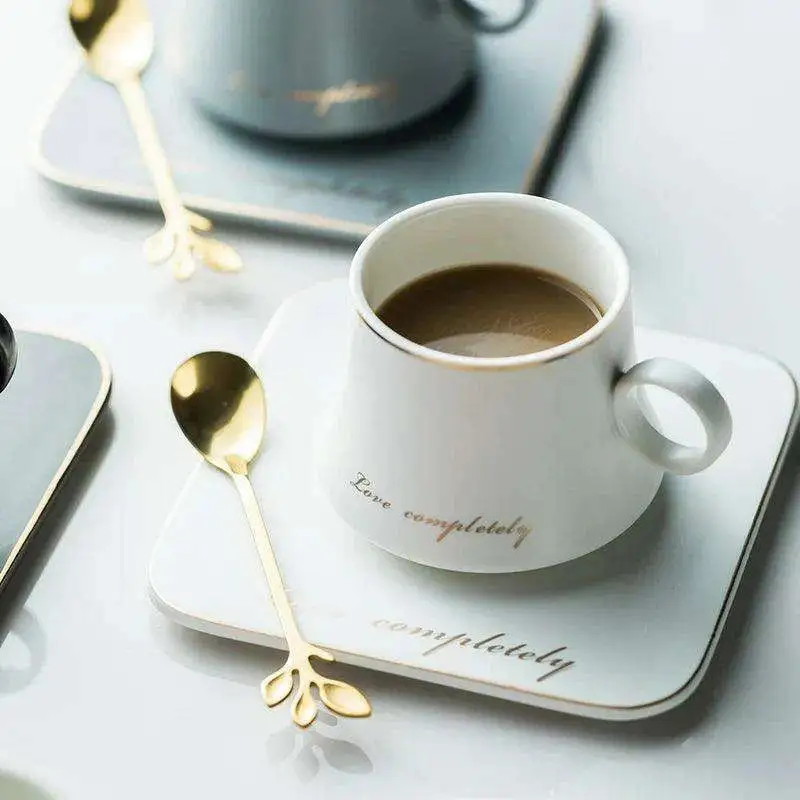 Porcelain Luxurious Cup Set Everyday
