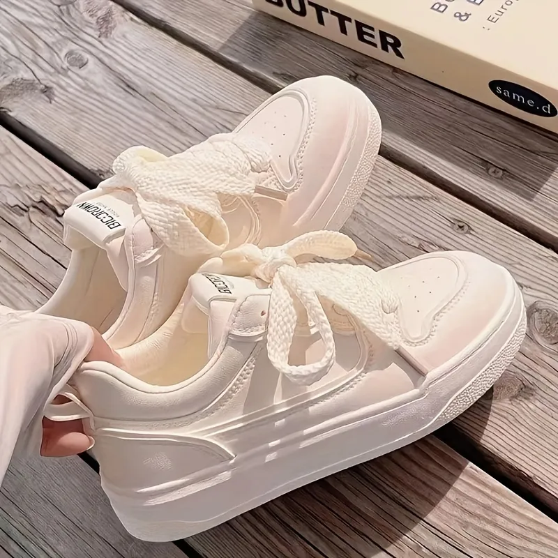 Platform Low Lace Up Sneakers Soft Touch