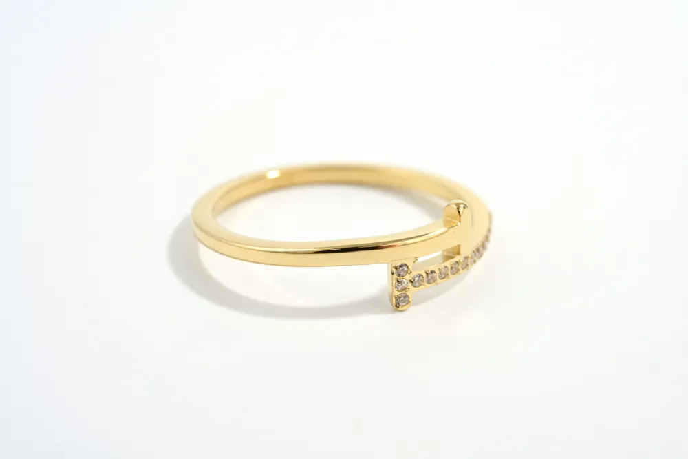 Clean-Edge Minimal Everyday Fashion Ring