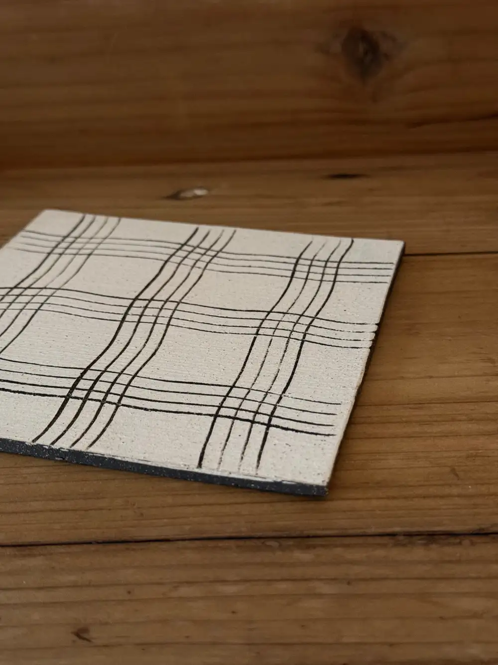 Textured Checks Flat Plate