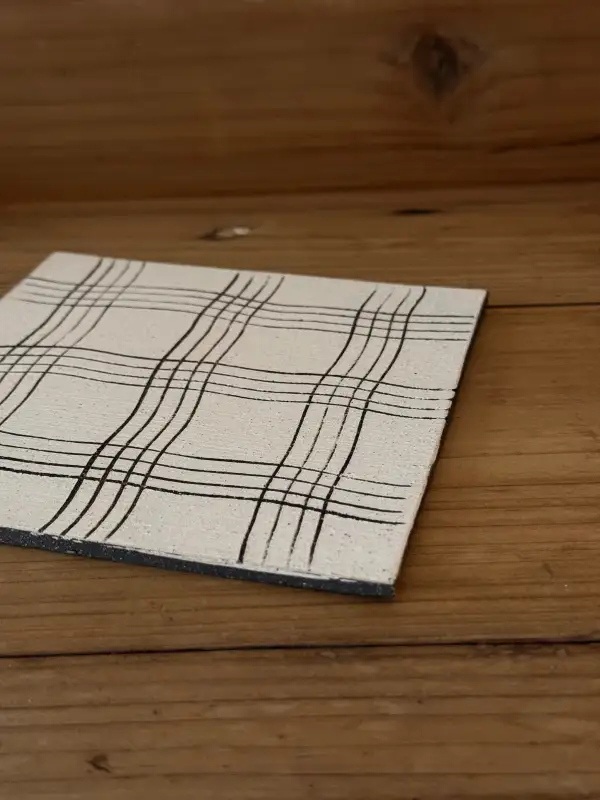 Textured Checks Flat Plate