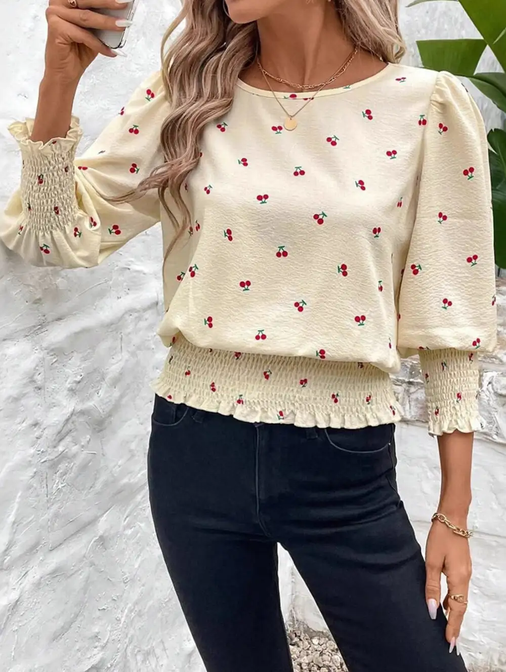 Relaxed Lantern Sleeve Blouse
