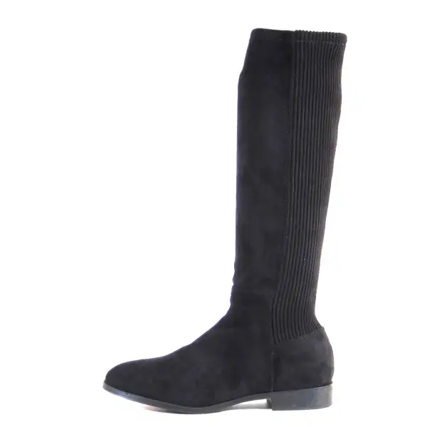 Stretch Back Pull On Knee High Boots