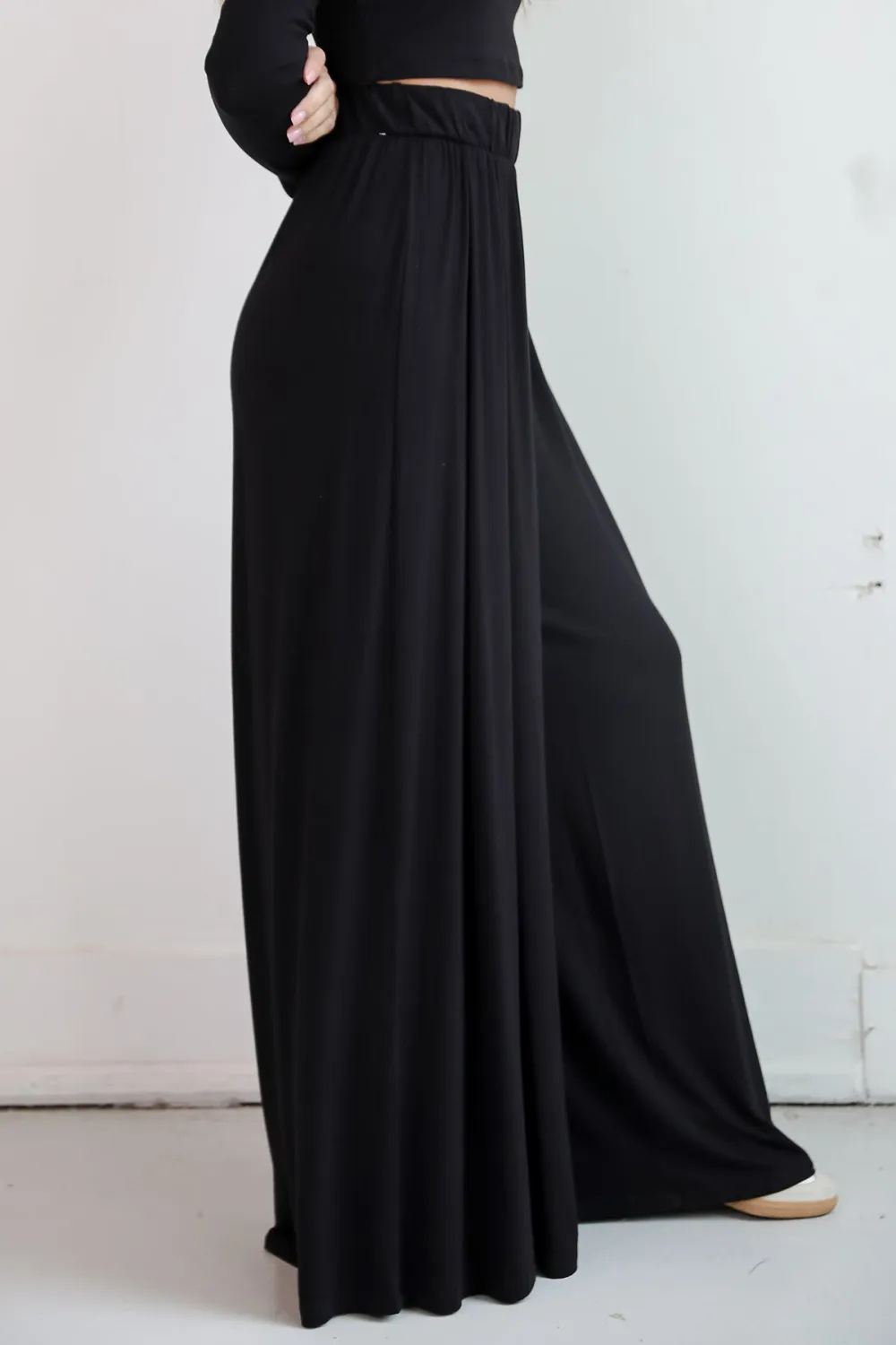 Black High-Waisted Wide Leg Pants