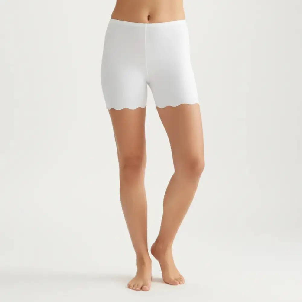 Seamless Lightweight Stretch Scalloped Shapewear Shorts