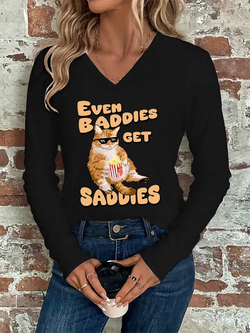 Cat Eating Popcorn Print T-Shirt