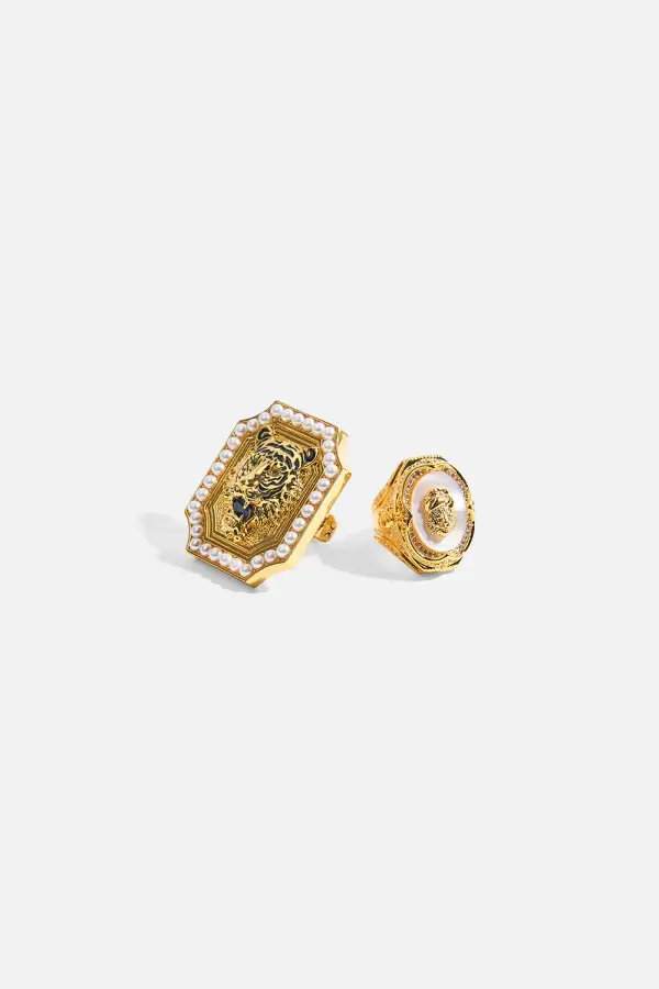 Queen Of Charms Head Ring
