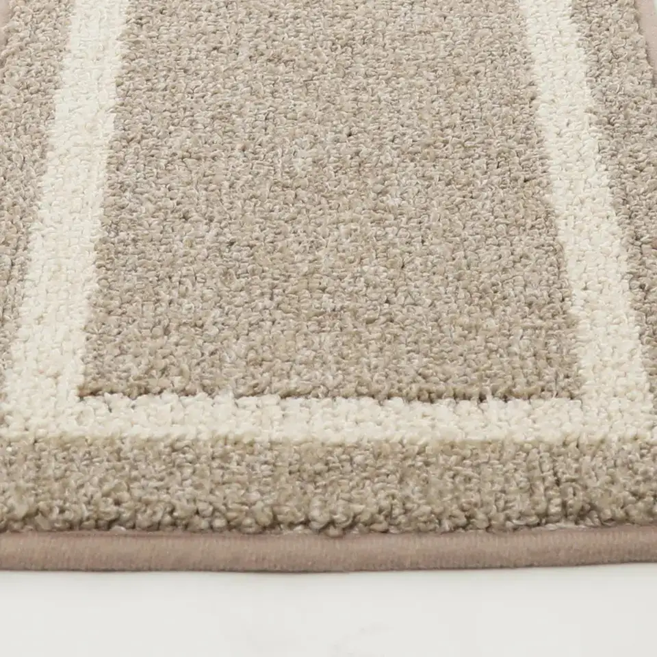Bordered Stair Carpet Treads