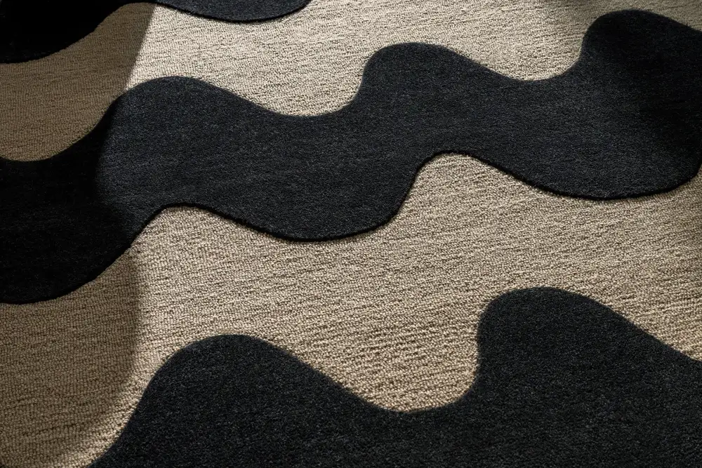 Wool Tufted Wave Area Rug