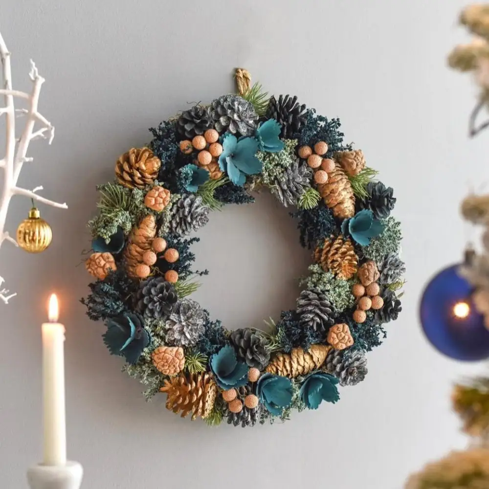 Pinecone Botanical Christmas Wreath