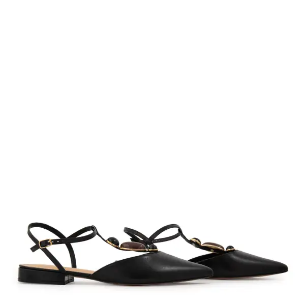 Clean Line Minimal Everyday Flats