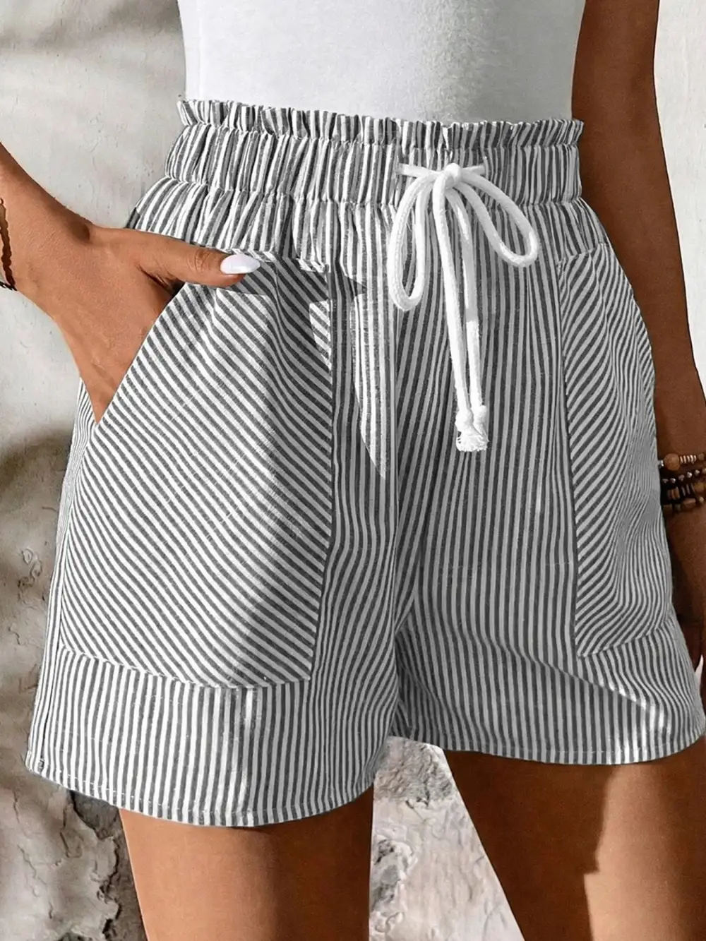 Elastic Waist Drawstring Waist Shorts