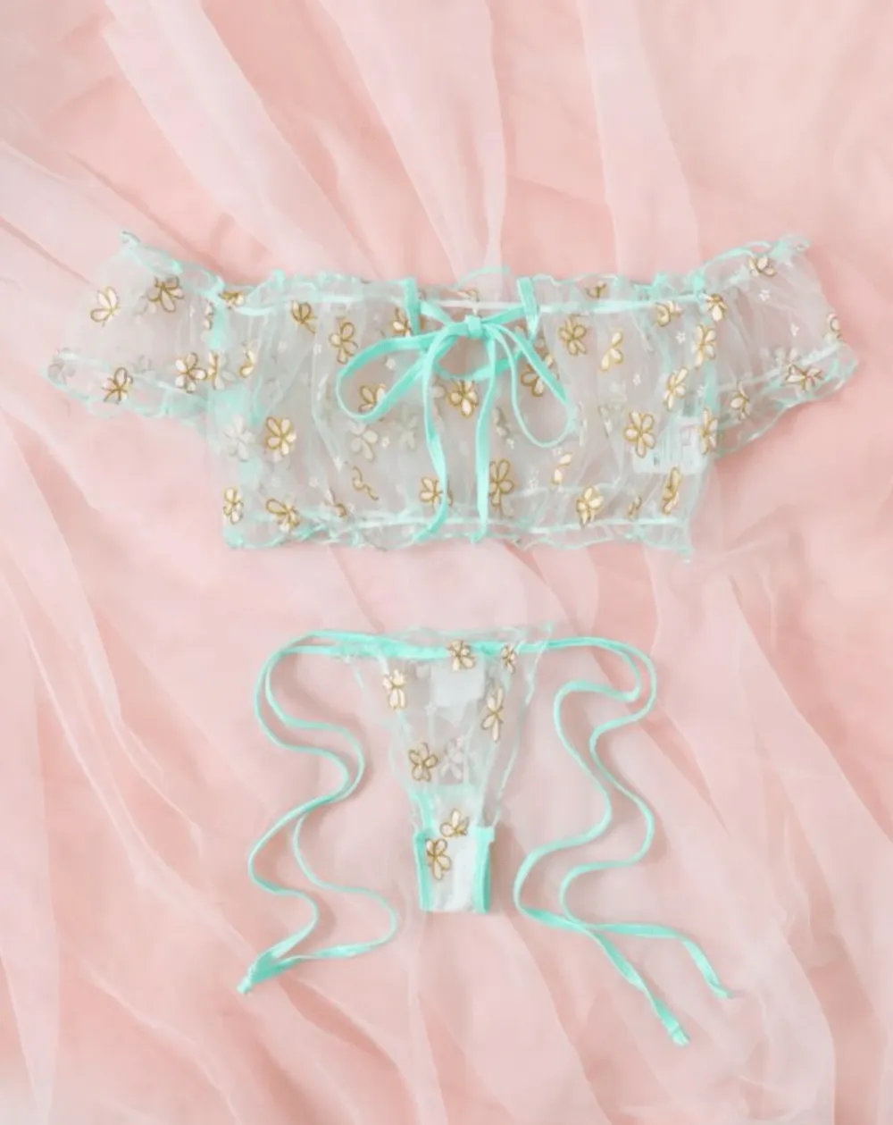 Refined Daisy Ruffle Lingerie Set