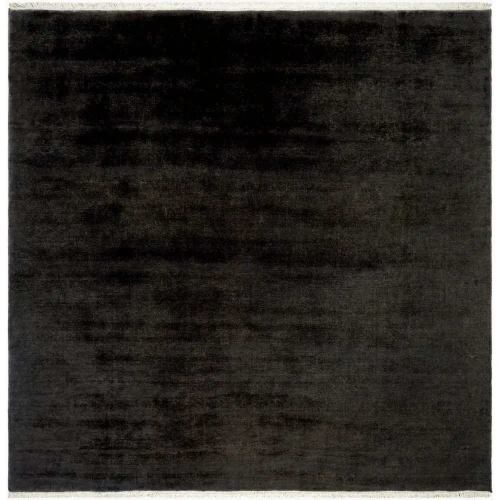 Hand-Loomed Wool Fringe Round Carpet