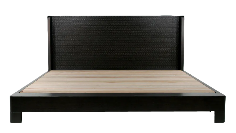 Classic Quill Detail Platform Bed