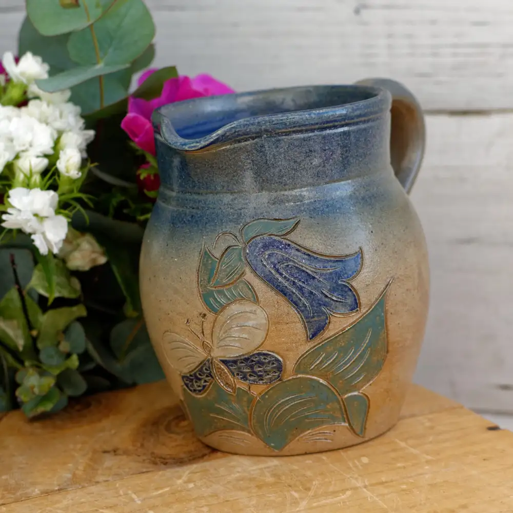 Distinctive Stoneware Decorative Plate