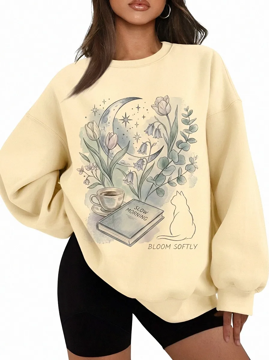 Women's Book Lover Moon Cat Floral Printed Sweatshirt