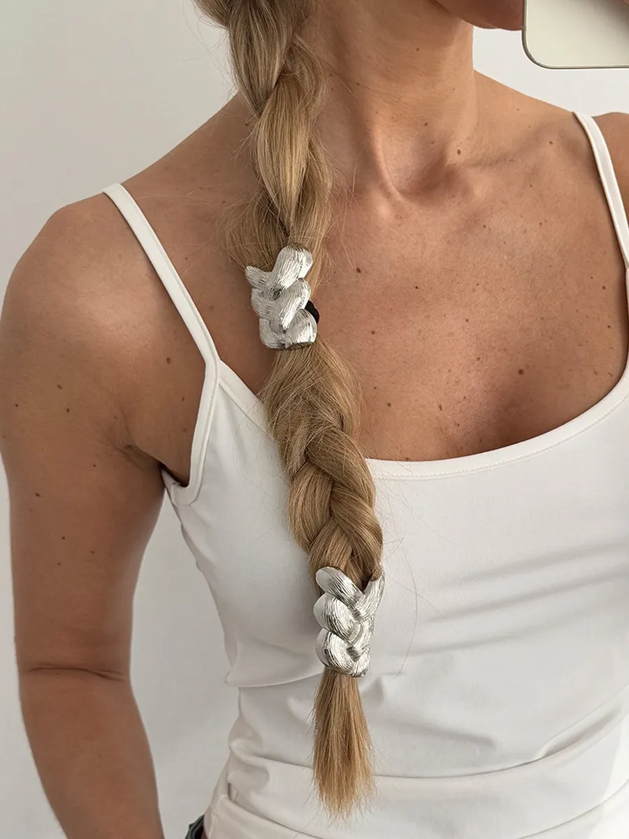 Elise Metal Braid-Shaped Hair Tie