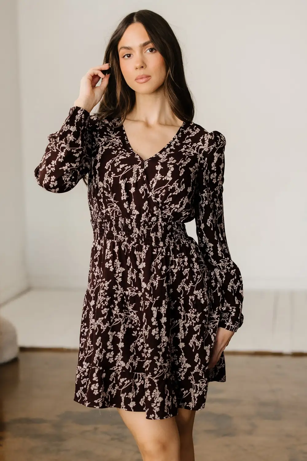Lightweight Feel Floral Printed Split Neck Mini Dress