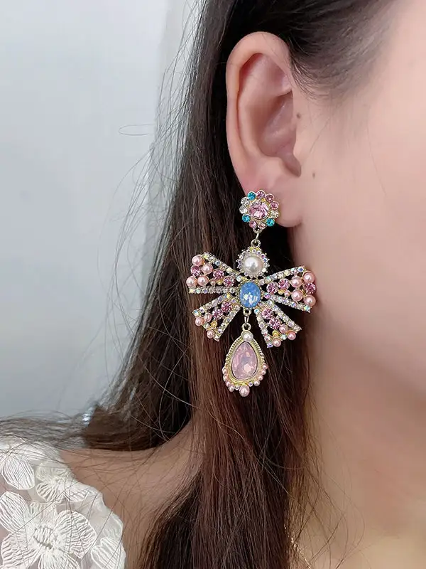 Sculptural Vintage-Inspired Accent Earrings