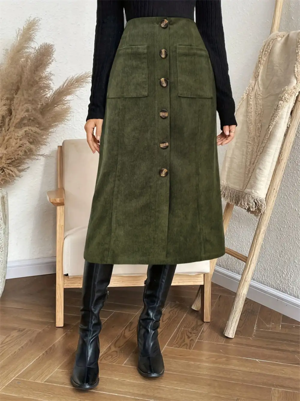 Refined Button Front Pocket Detail Skirt