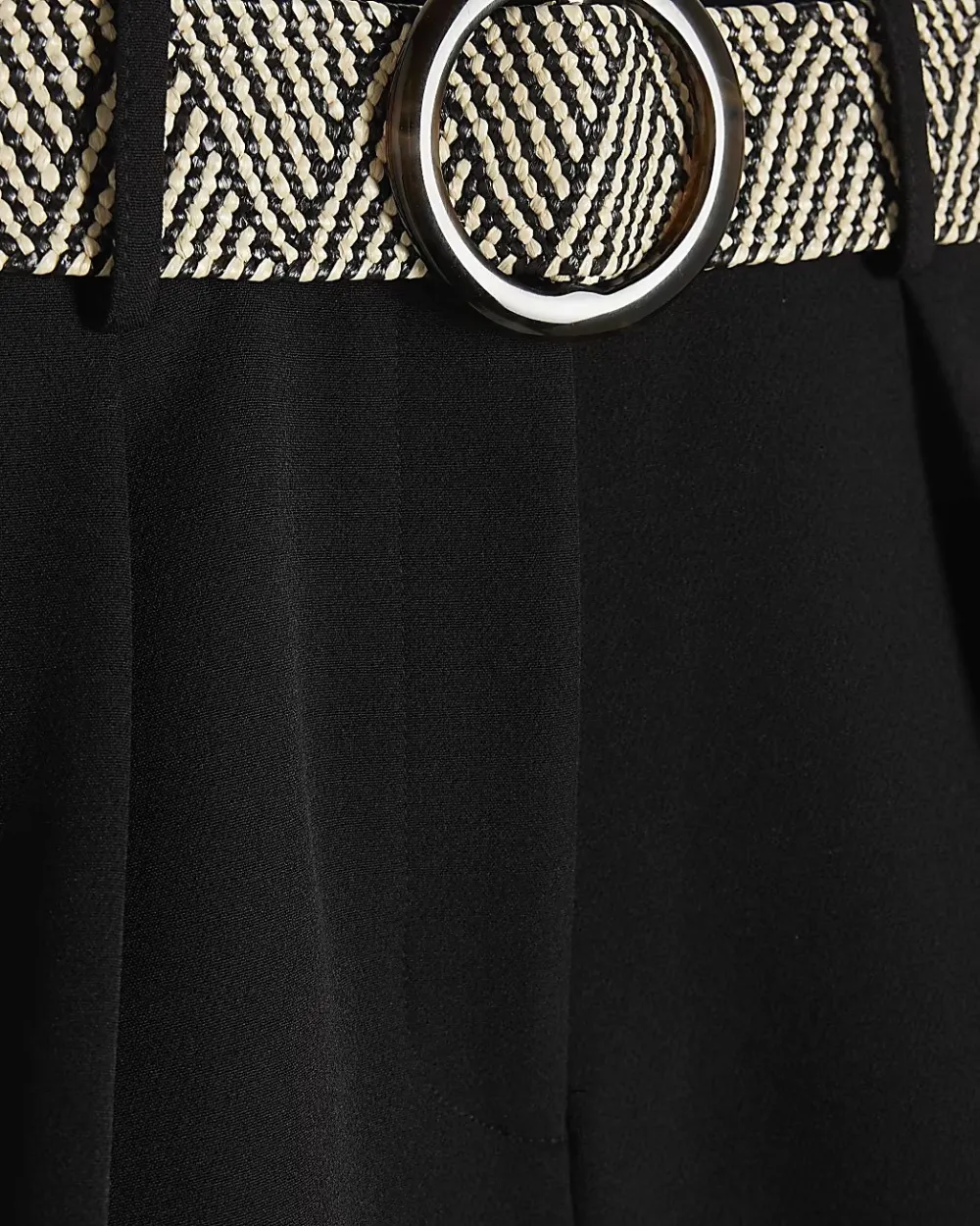 Versatile Temperament Belt Ladies Shorts