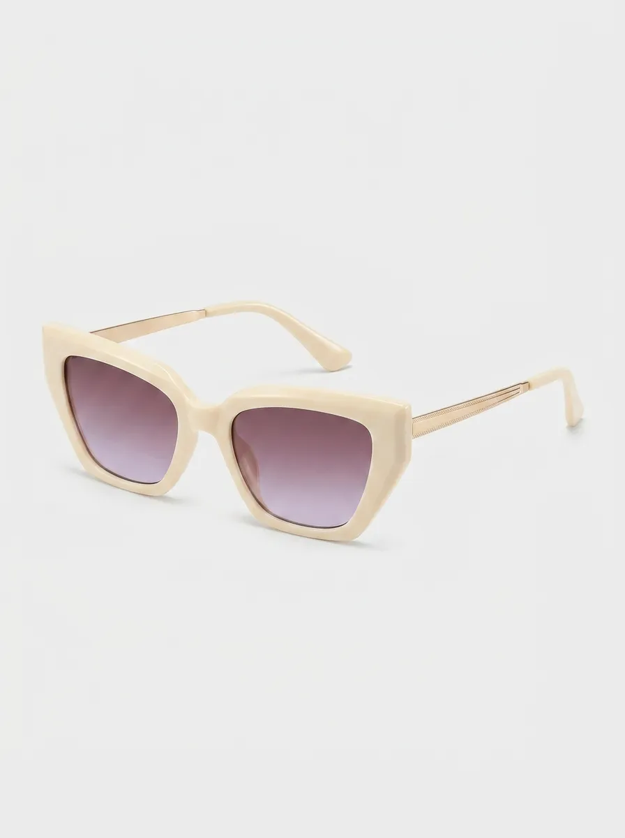 Women's Vintage Retro Cream Cat Eye Gradient Lens Sunglasses